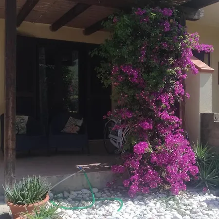 Casa Valentina Sconto Traghetto Сasa de vacaciones Marina di Campo